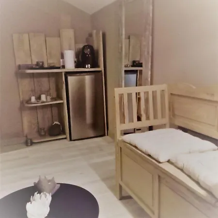 L'anagramme, Chambres, Table D'hotes Et Pour Adultes, Naturistes Ou Non ! * Cindre
