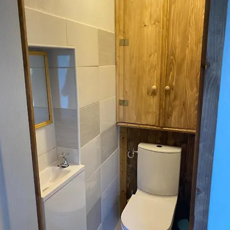 L'anagramme, Chambres, Table D'hotes Et Pour Adultes, Naturistes Ou Non ! *
